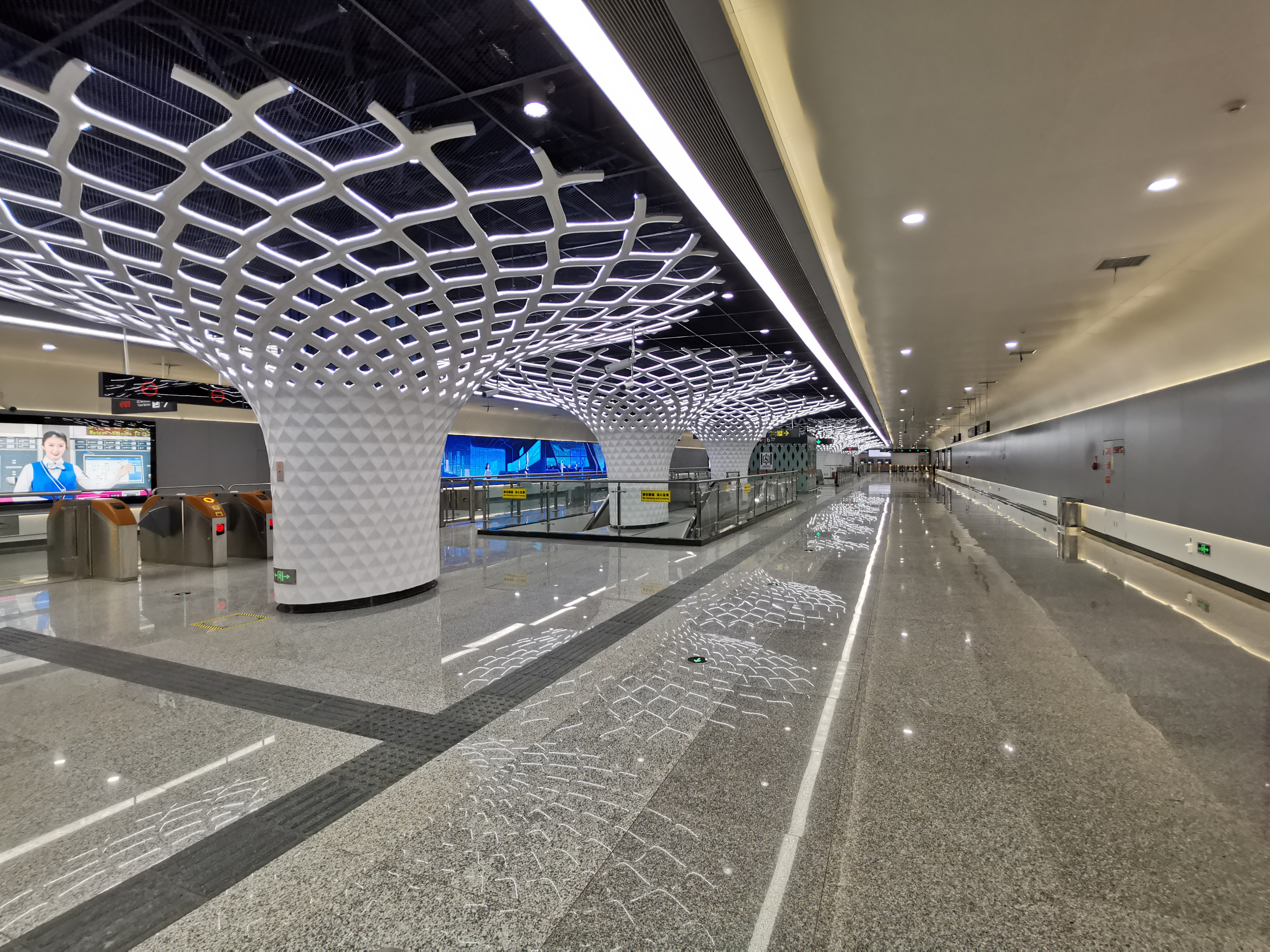 成都地铁.jpg 成都地铁.jpg